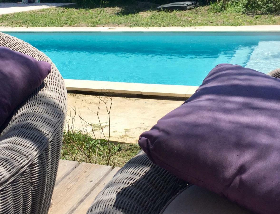 Et Table D Hotes Chez Dom Sainte-Cecile-les-Vignes