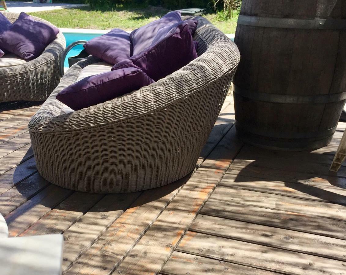 Et Table D Hotes Chez Dom Sainte-Cecile-les-Vignes